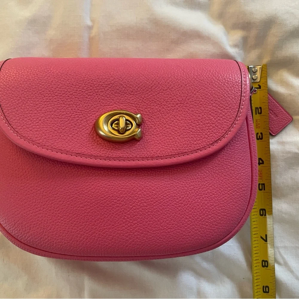 Pink Leather COACH Crossbody Bag NWT in mint condition. - Picture 2 of 14